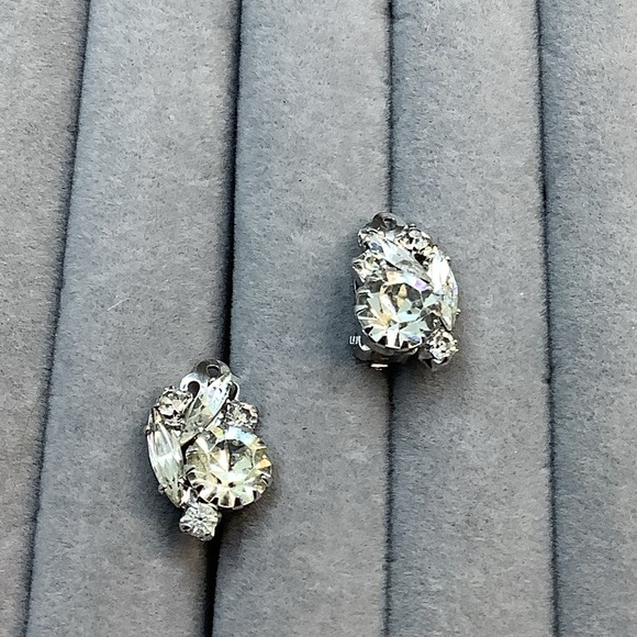 Vintage Continental Tiny Rhinestone Clip Earrings - Picture 2 of 5